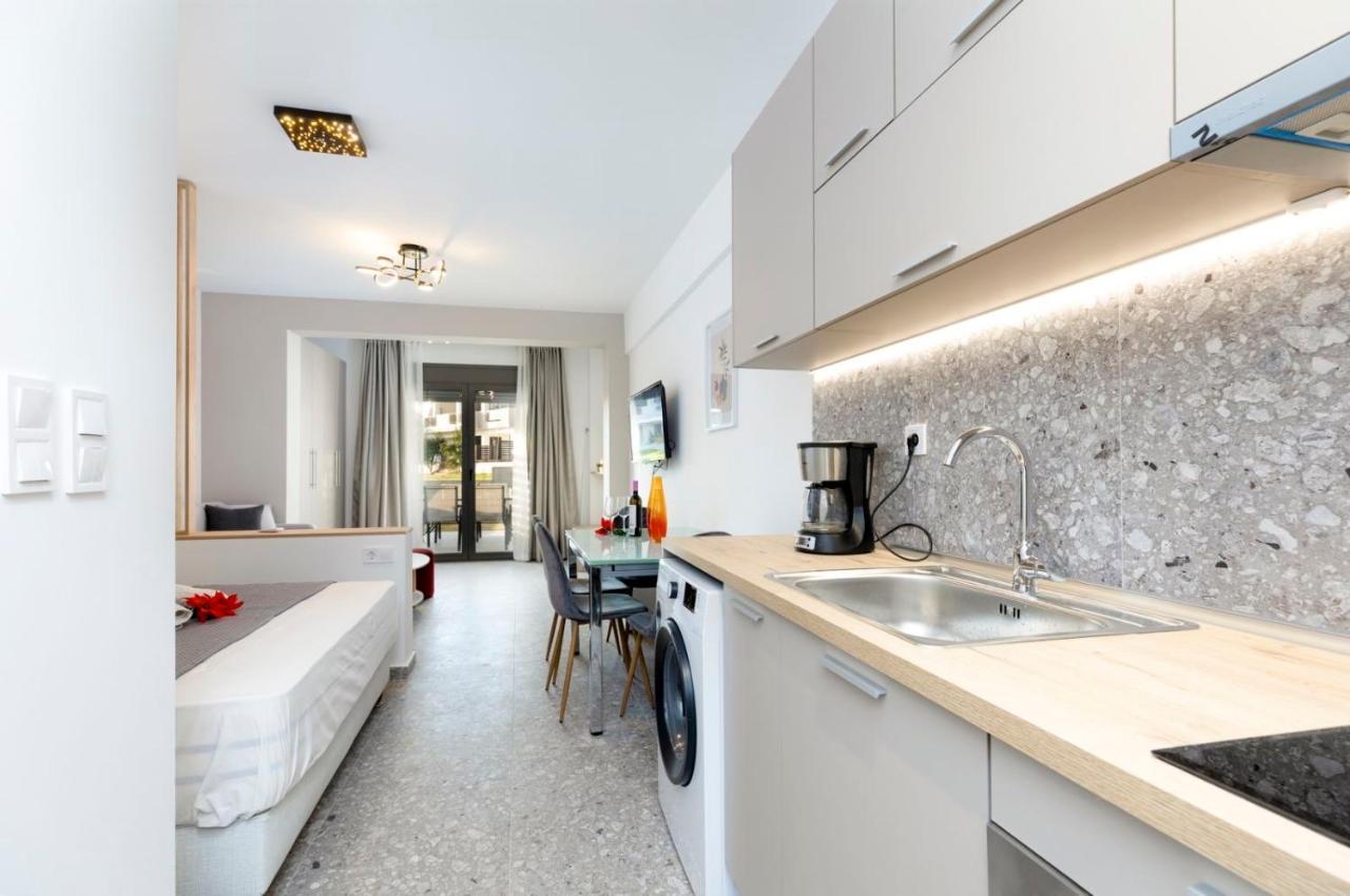 Twinstars Superior Apartment Gerakini Exterior photo
